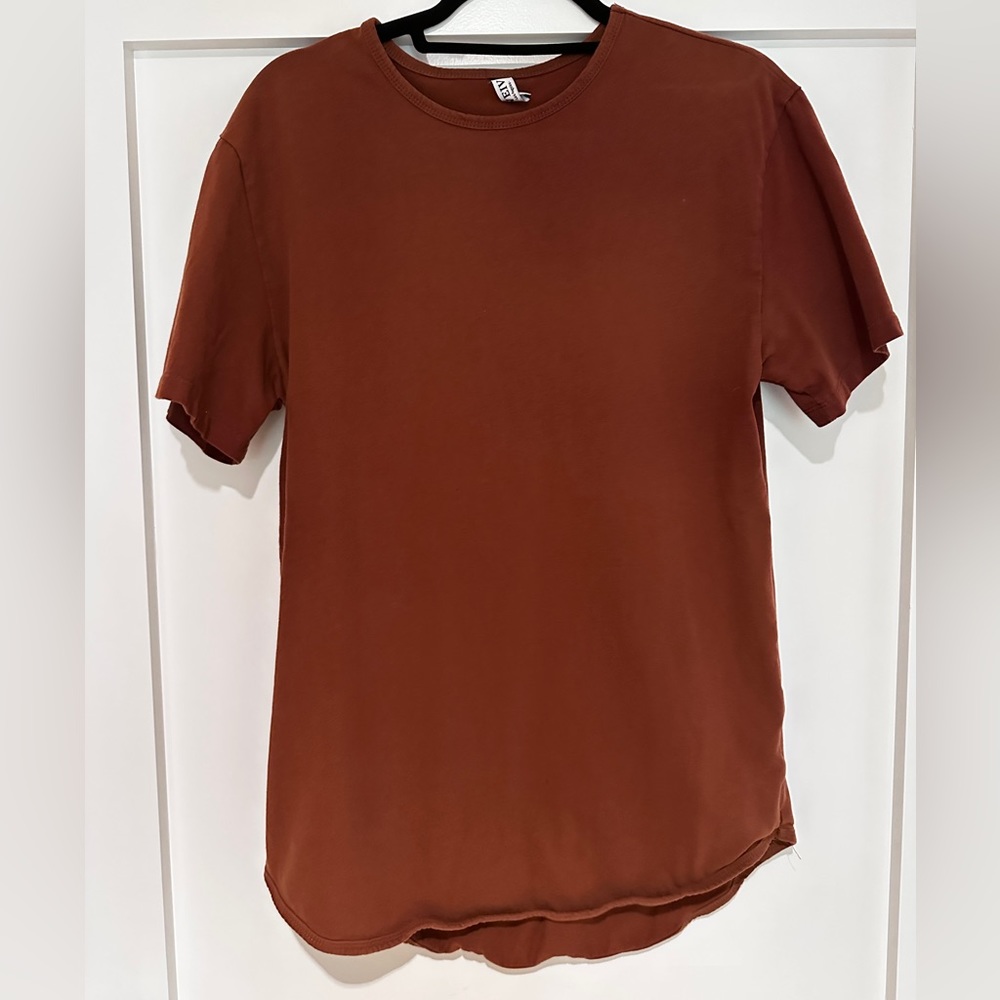 WEIV | Men’s Short Sleeve Tee | Large | Burnt Orange